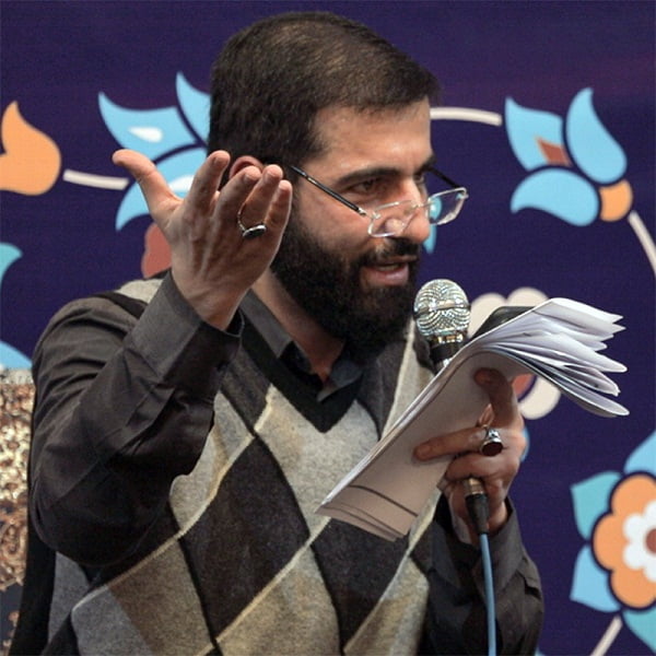 حسین سیب سرخی نقش سبز علم اومد